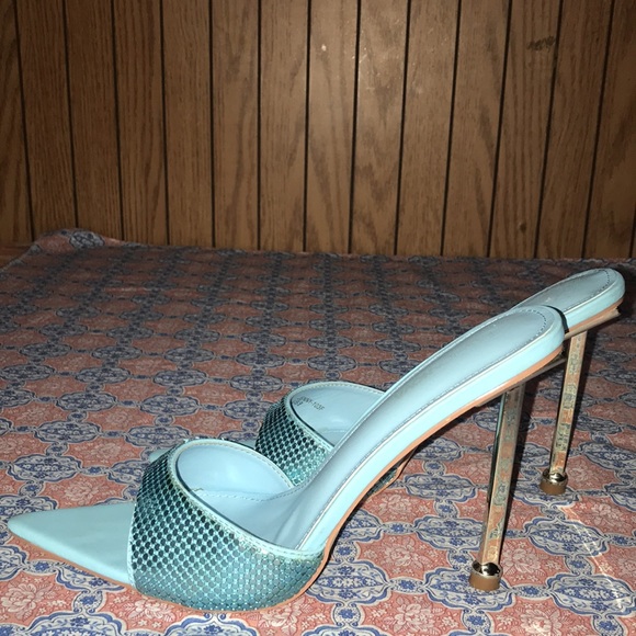Light blue & gold open toe heels - Picture 6 of 10